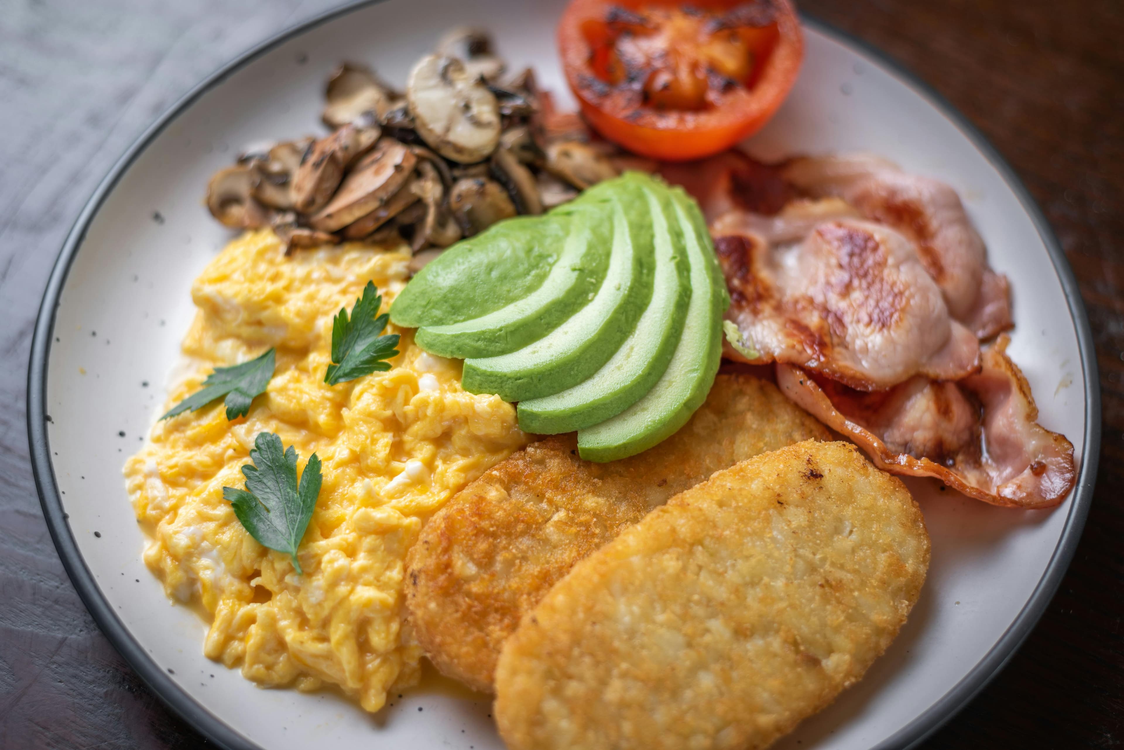 Breakfast Burritos with Beef, Bacon, and Honey